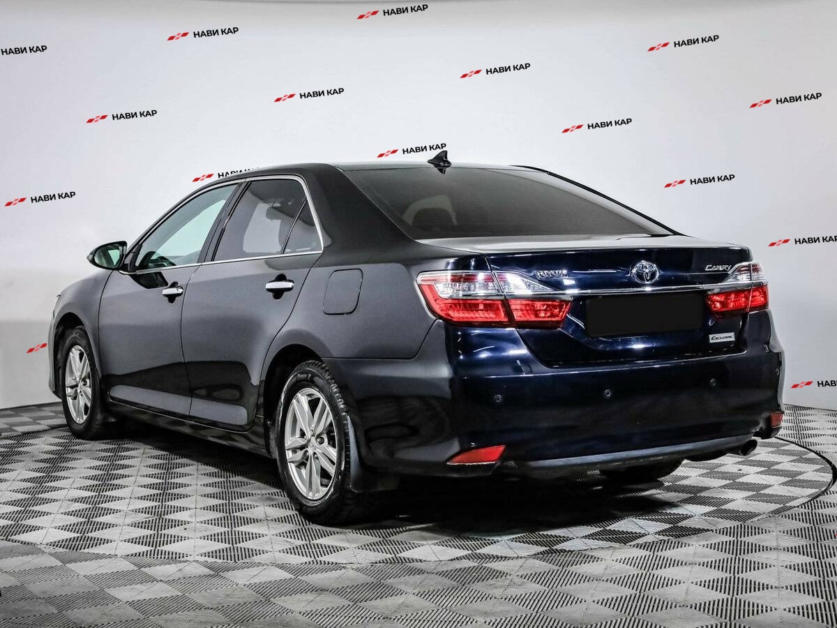 Toyota Camry с пробегом — 2017 год. Фото: #5