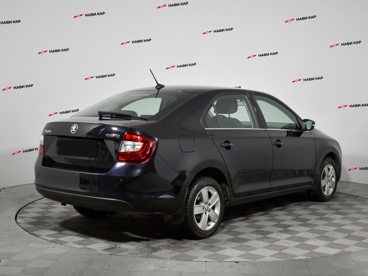 Skoda Rapid с пробегом — 2017 год. Фото: #4