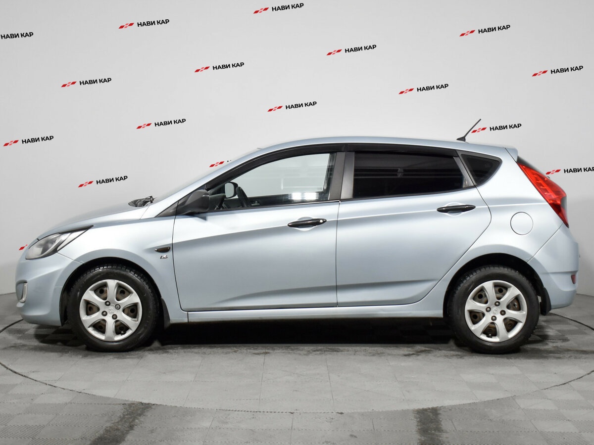 Hyundai Solaris с пробегом — 2014 год. Фото: #7