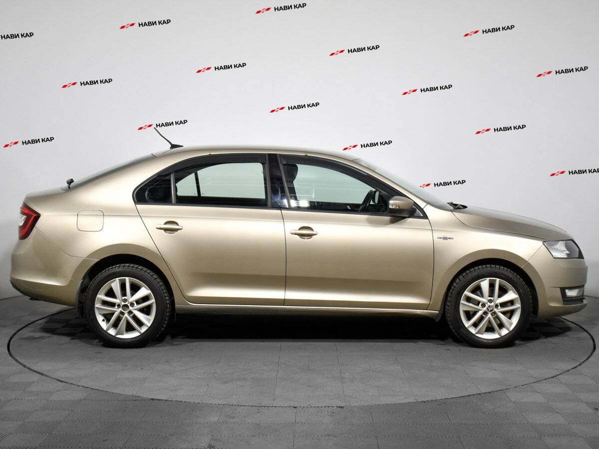 Skoda Rapid с пробегом — 2019 год. Фото: #3