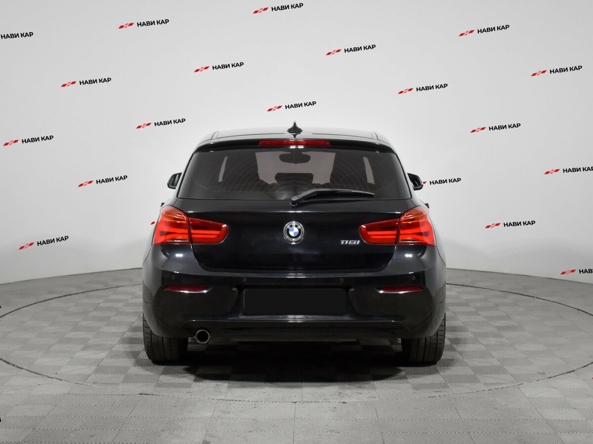 BMW 1 серии с пробегом — 2017 год. Фото: #5
