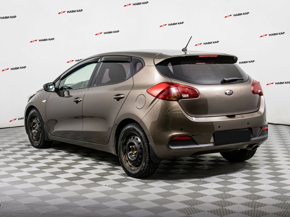 Kia Ceed с пробегом — 2012 год. Фото: #6