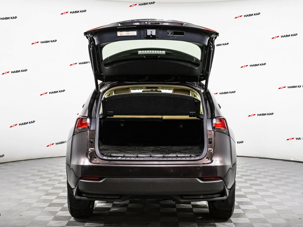 Lexus NX с пробегом — 2015 год. Фото: #17