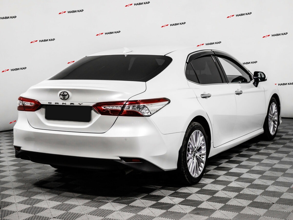 Toyota Camry с пробегом — 2019 год. Фото: #4