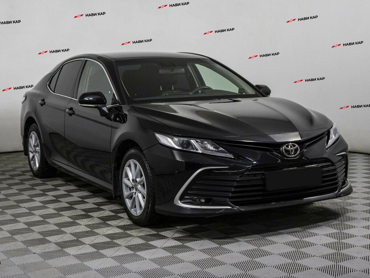 Toyota Camry с пробегом — 2021 год. Фото: #2