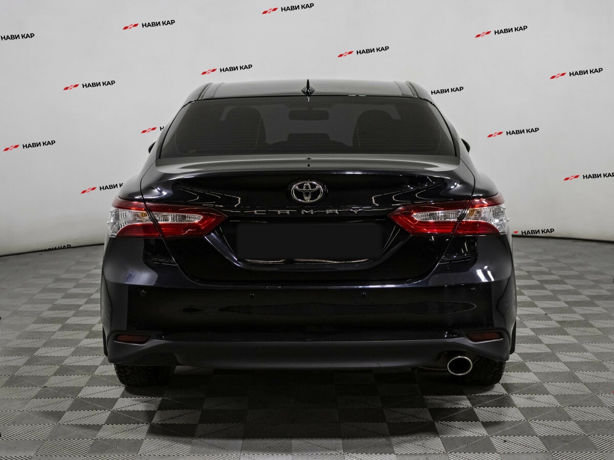 Toyota Camry с пробегом — 2021 год. Фото: #4