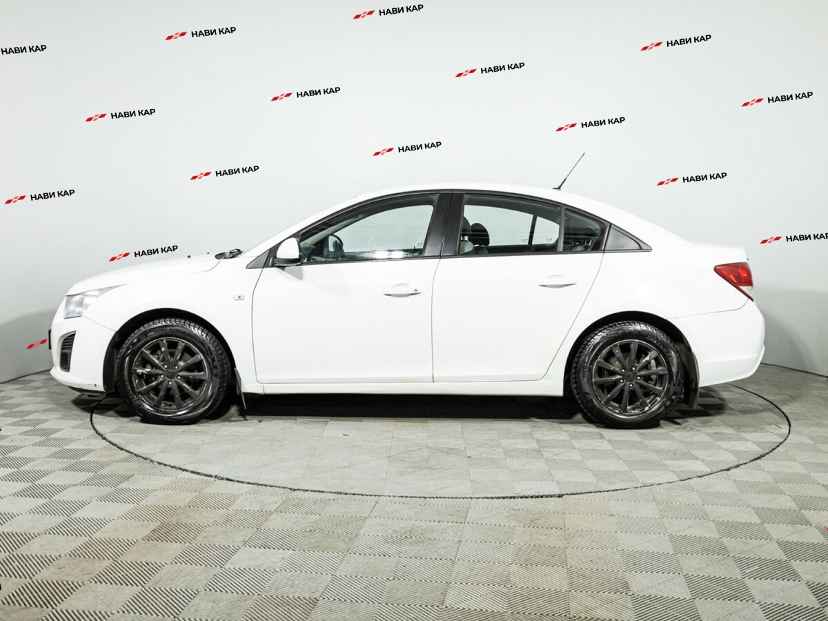 Chevrolet Cruze с пробегом — 2013 год. Фото: #7