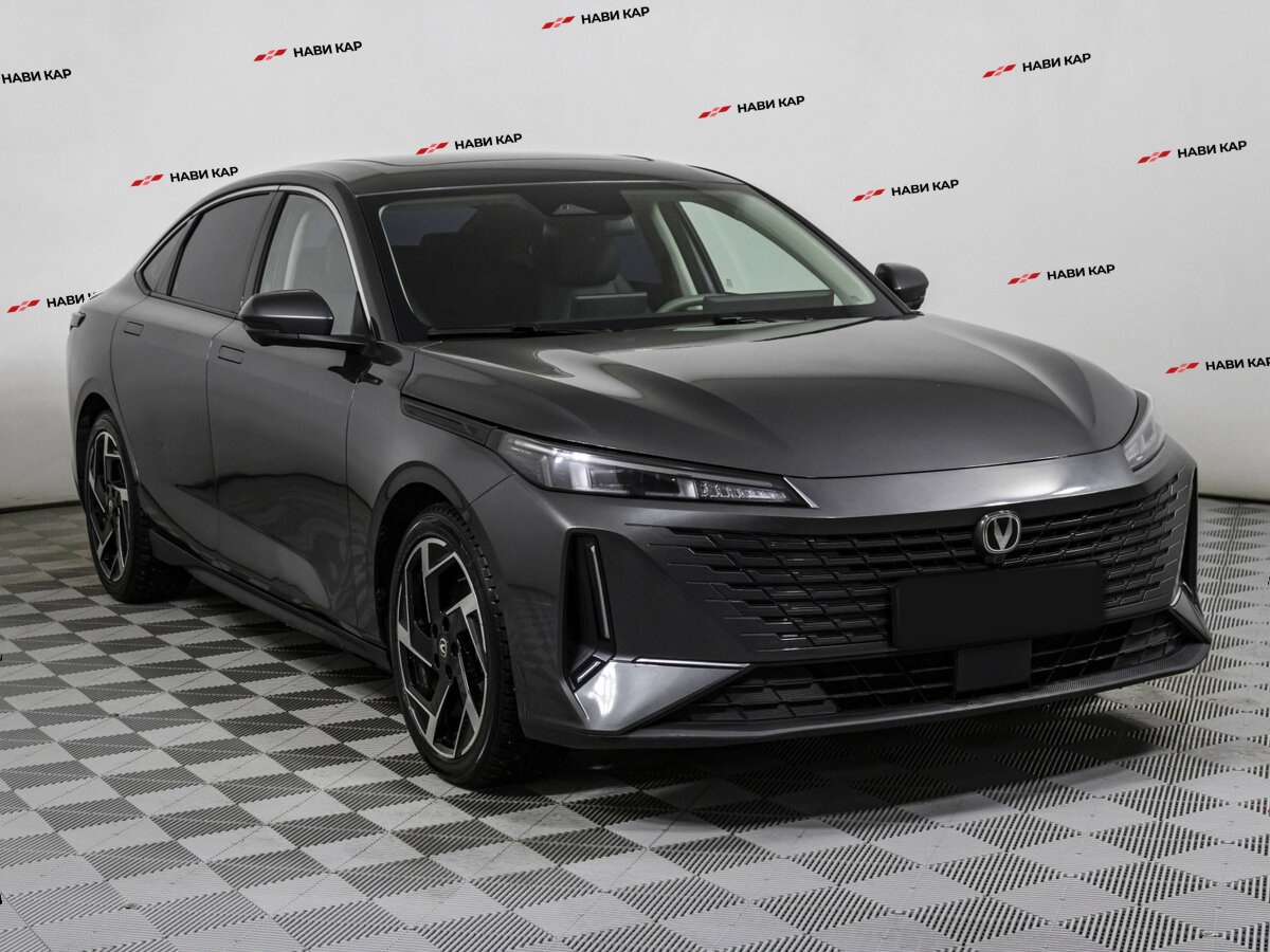 Changan Lamore с пробегом — 2023 год. Фото: #2