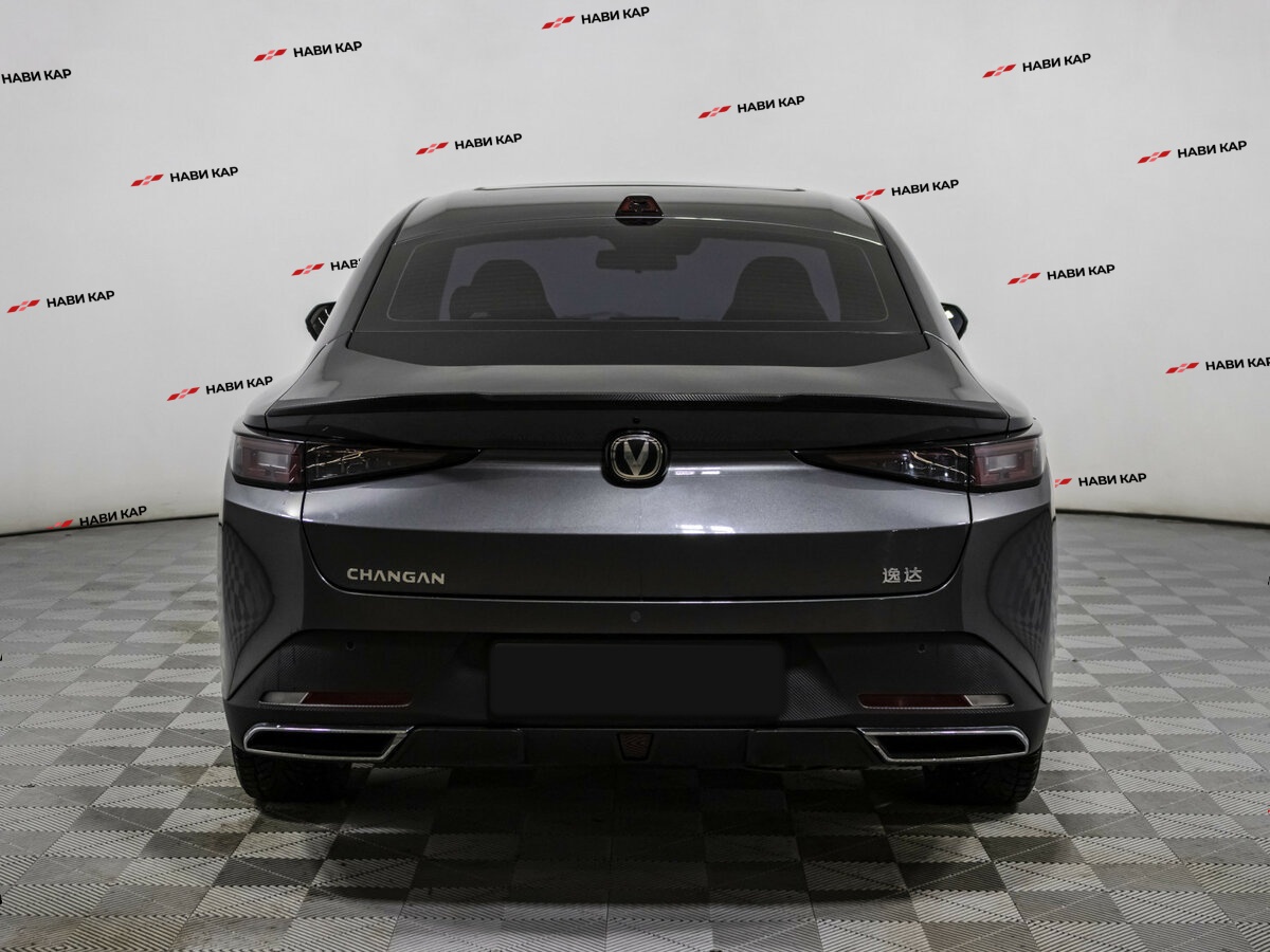 Changan Lamore с пробегом — 2023 год. Фото: #4
