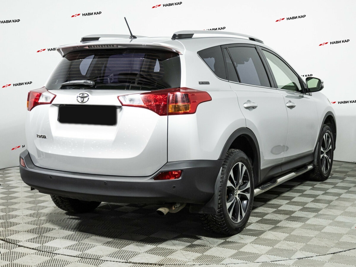 Toyota RAV4 с пробегом — 2014 год. Фото: #4