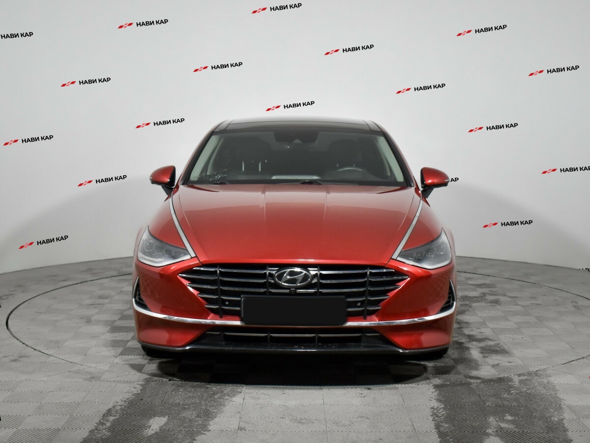 Hyundai Sonata с пробегом — 2020 год. Фото: #1