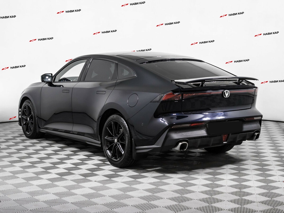 Changan UNI-V с пробегом — 2023 год. Фото: #6