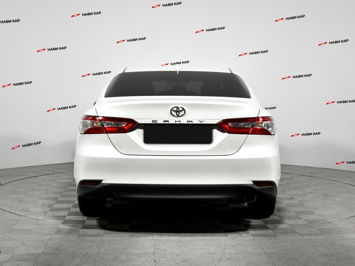 Toyota Camry с пробегом — 2020 год. Фото: #4