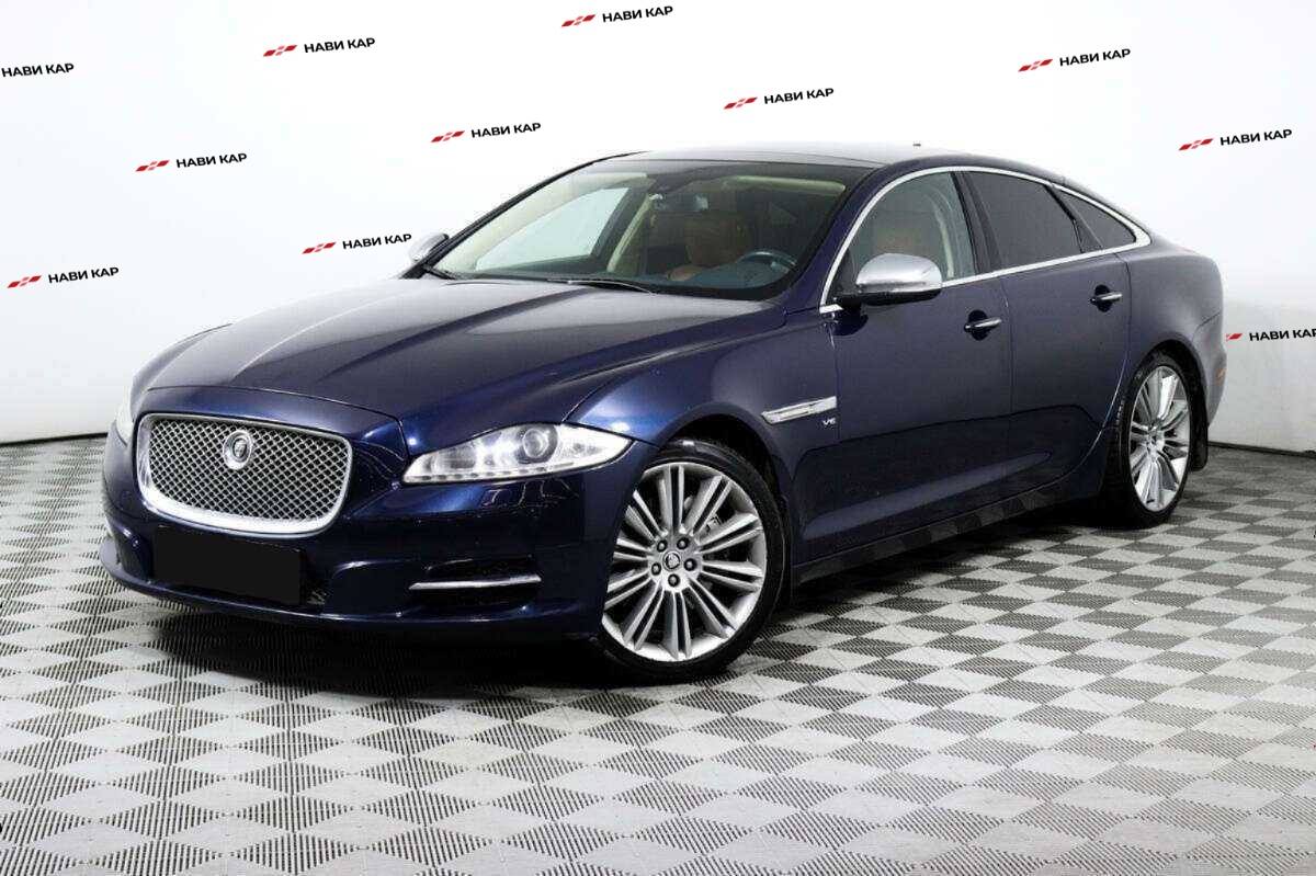 Jaguar XJ