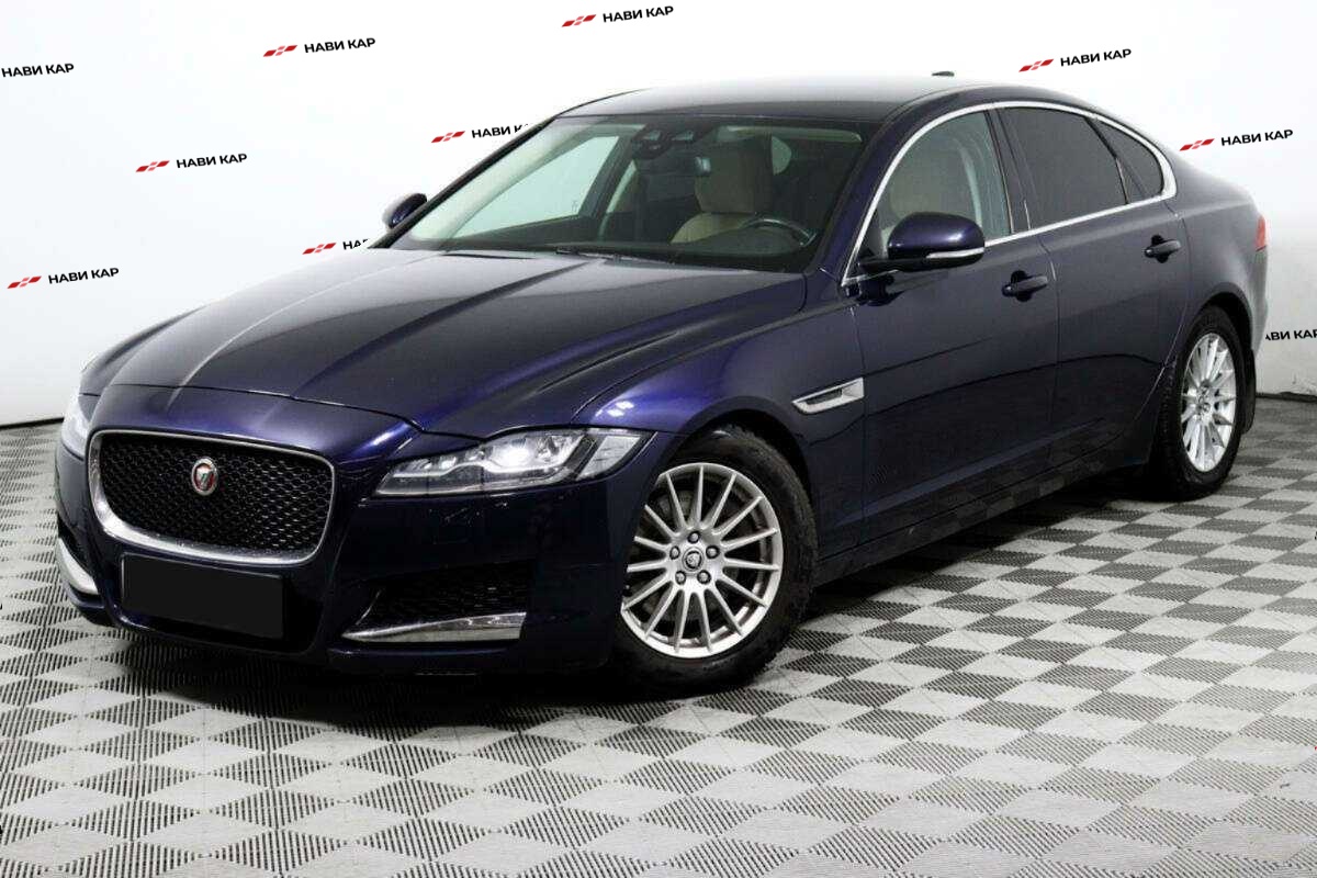 Jaguar XF