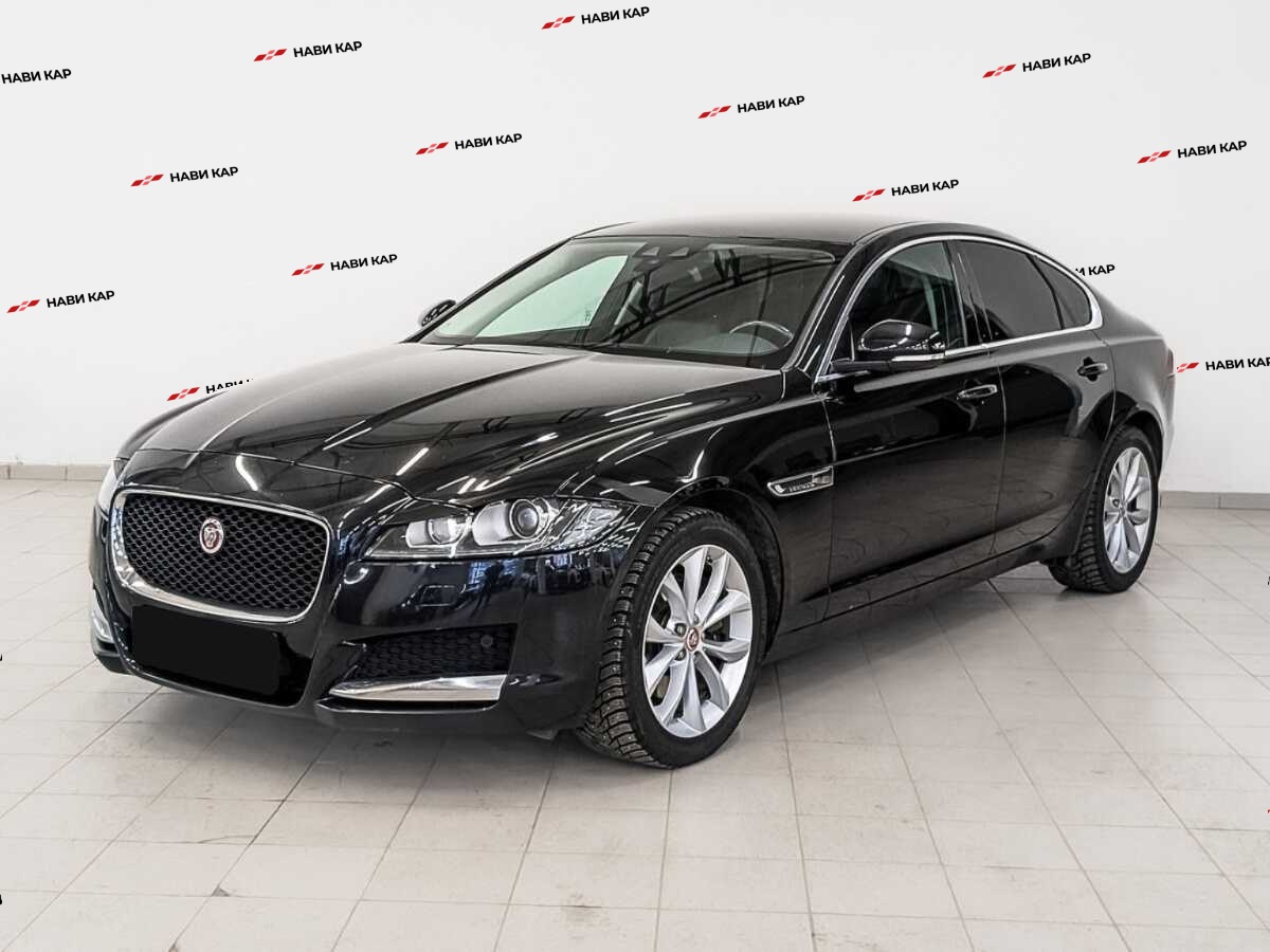 Jaguar XF