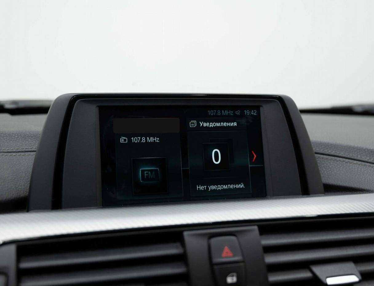 BMW 3 серии с пробегом — 2018 год. Фото: #19