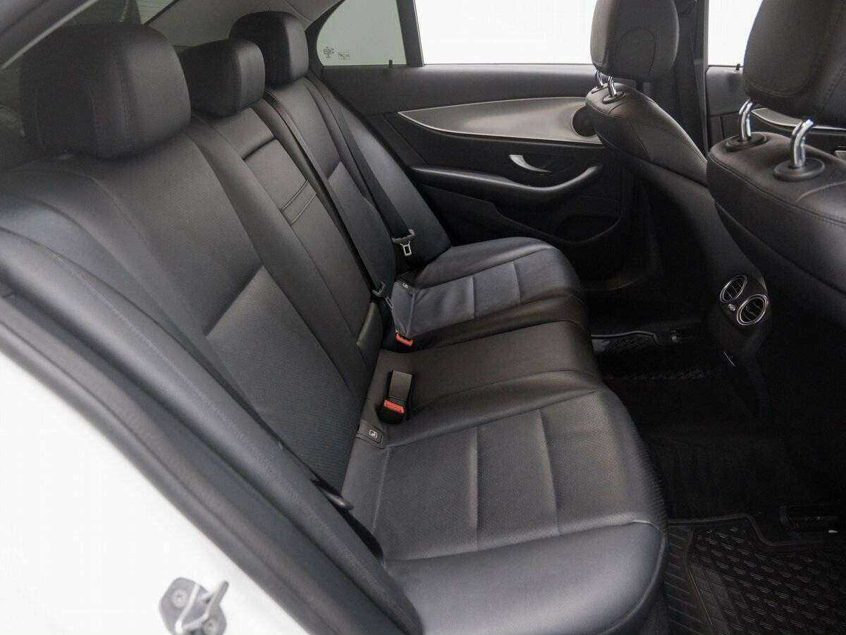 Mercedes-Benz E-Класс с пробегом — 2017 год. Фото: #10