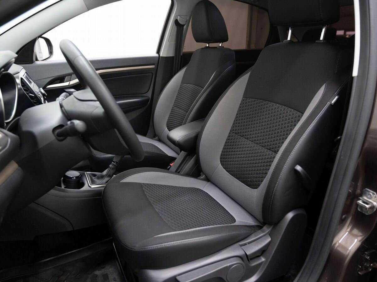 Lada (ВАЗ) Vesta с пробегом — 2018 год. Фото: #9