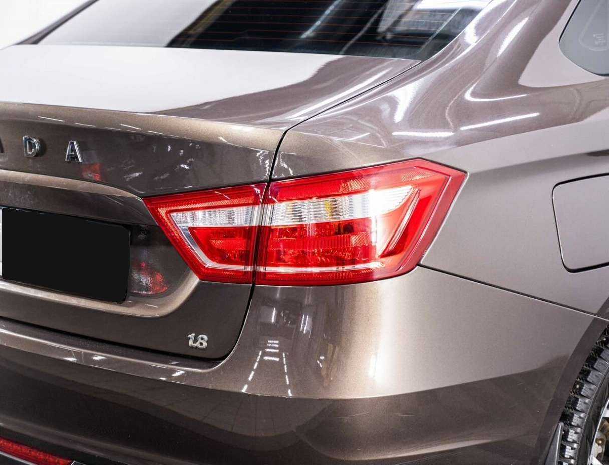 Lada (ВАЗ) Vesta с пробегом — 2018 год. Фото: #26