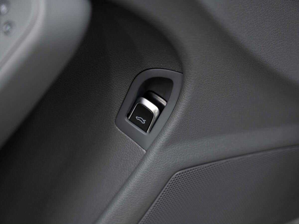 Audi A4 с пробегом — 2012 год. Фото: #10