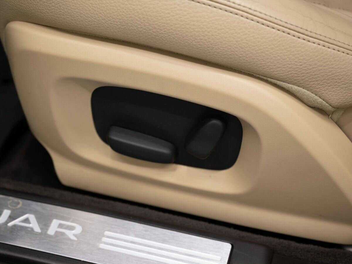 Jaguar XF с пробегом — 2013 год. Фото: #22