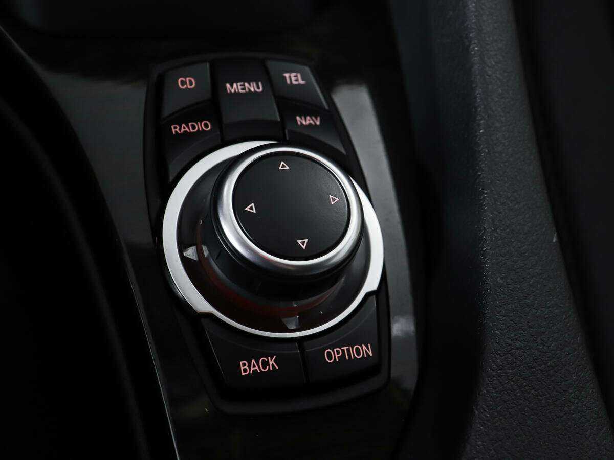 BMW X1 с пробегом — 2012 год. Фото: #16