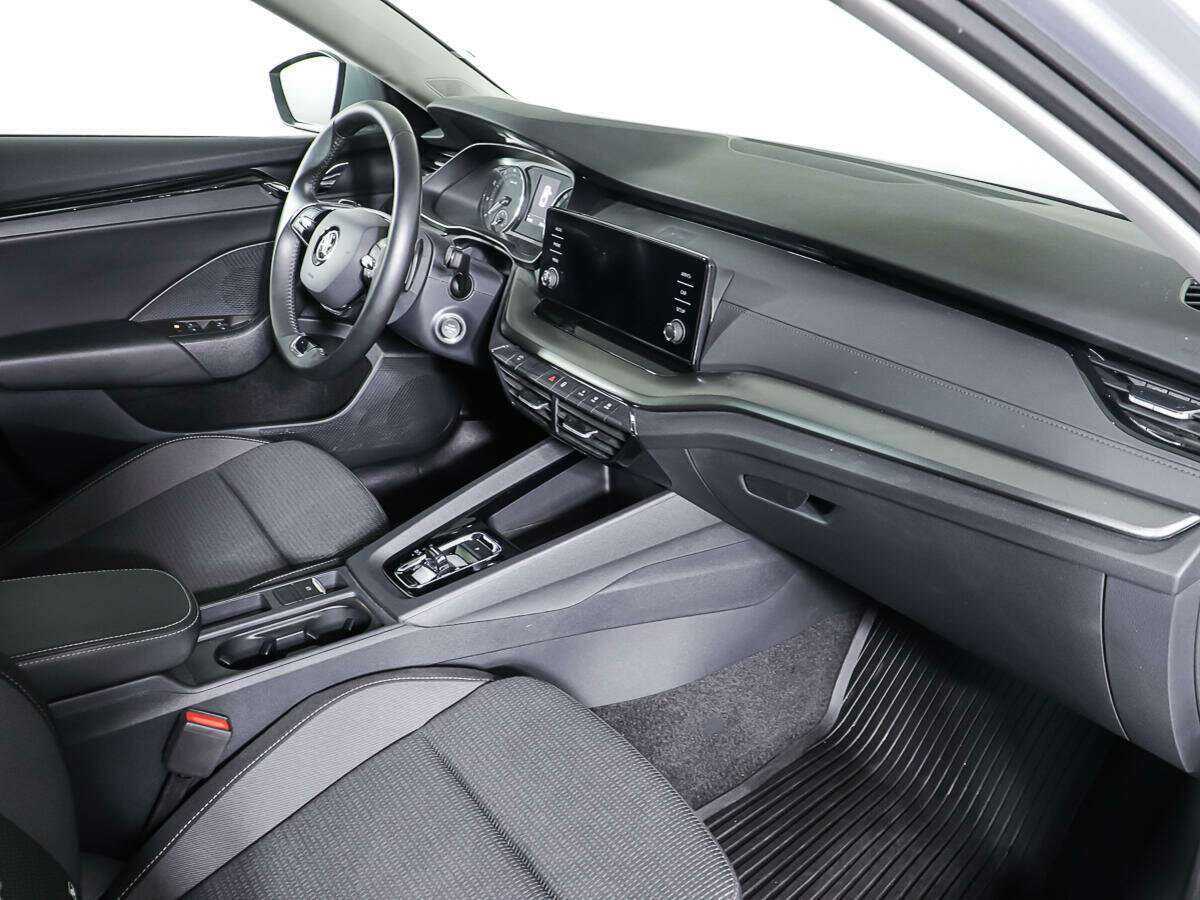 Skoda Octavia с пробегом — 2020 год. Фото: #9