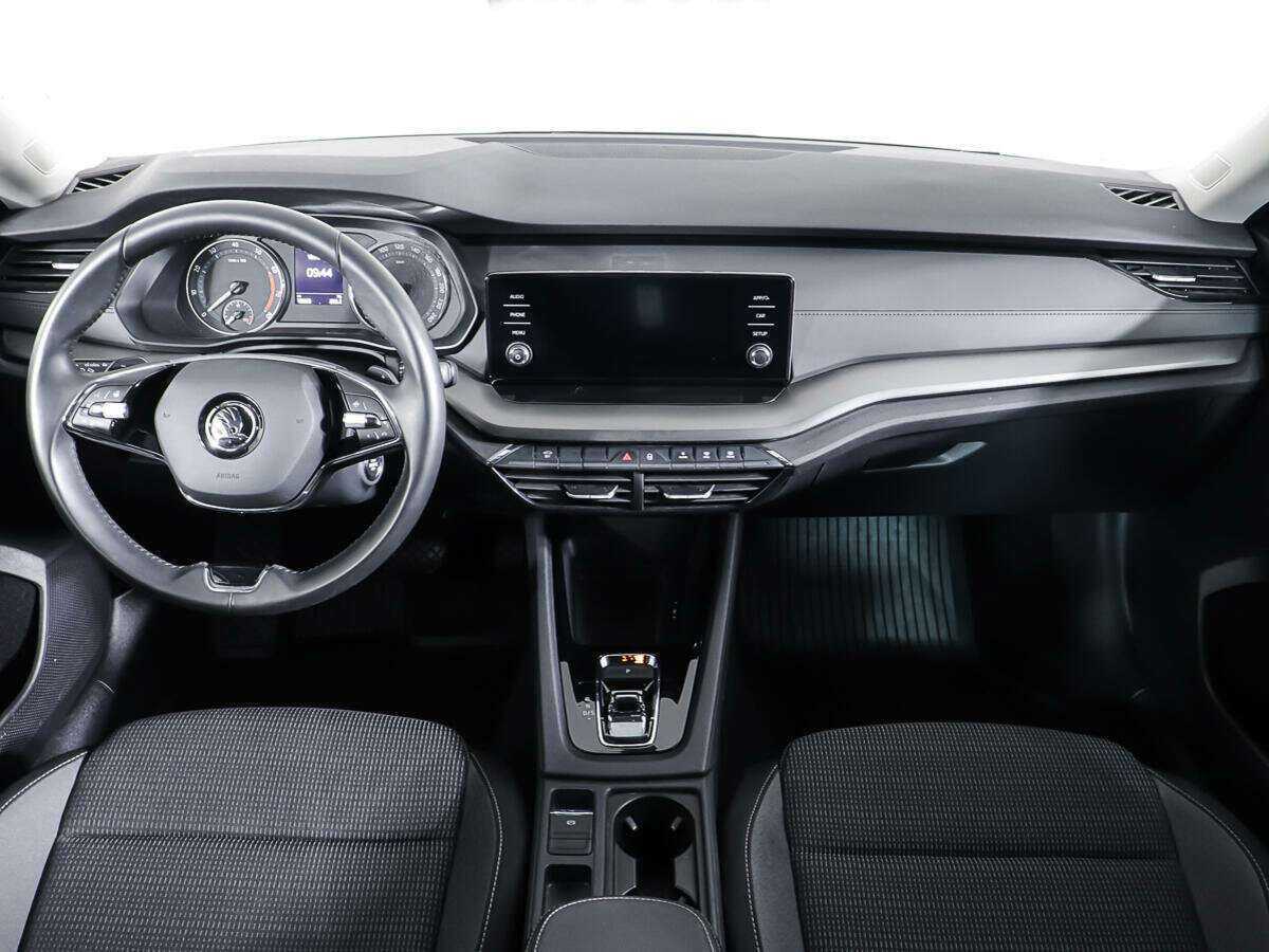 Skoda Octavia с пробегом — 2020 год. Фото: #11