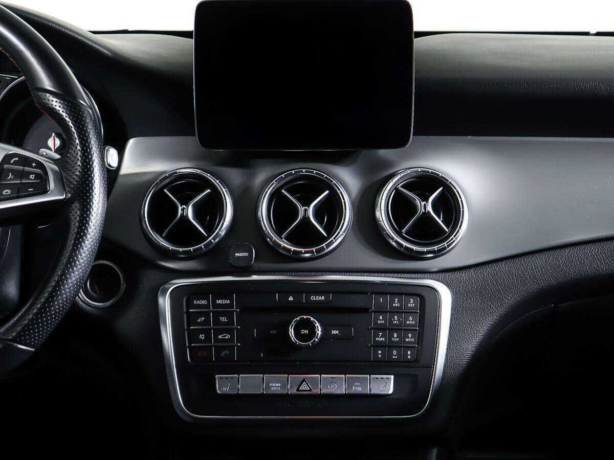 Mercedes-Benz CLA с пробегом — 2016 год. Фото: #11