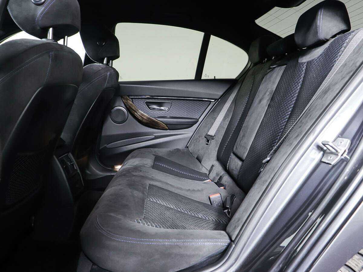 BMW 3 серии с пробегом — 2016 год. Фото: #9