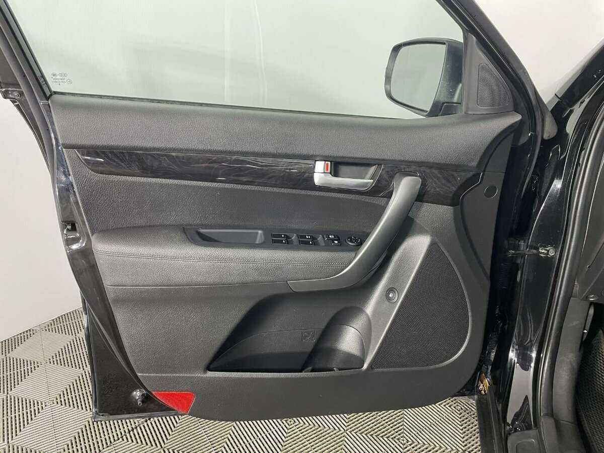 Kia Sorento с пробегом — 2019 год. Фото: #7