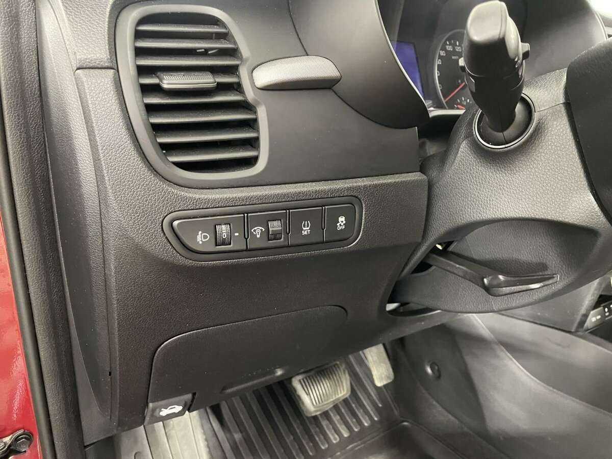 Kia Rio с пробегом — 2019 год. Фото: #8