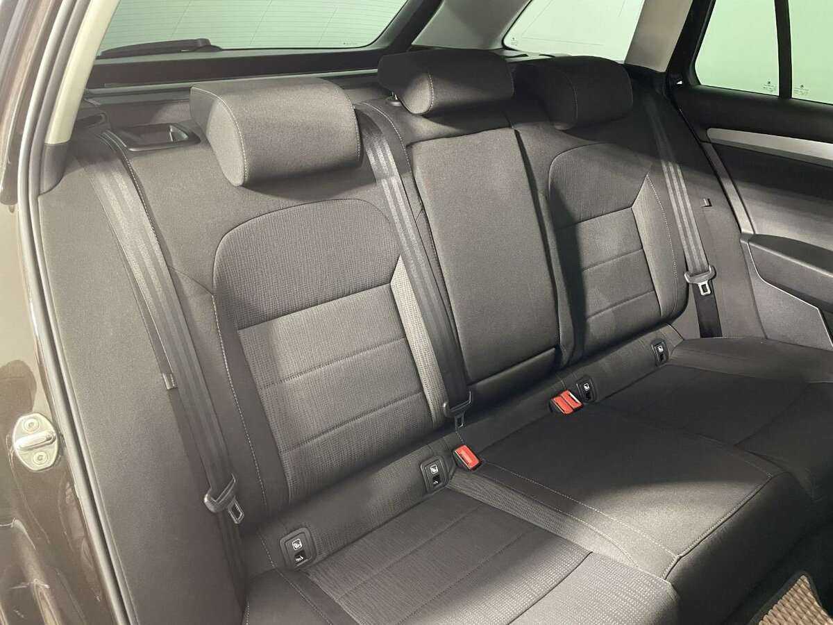 Skoda Superb с пробегом — 2016 год. Фото: #13