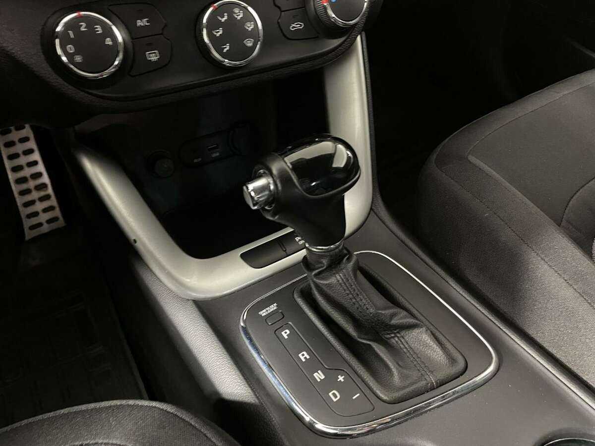 Kia Ceed с пробегом — 2013 год. Фото: #12