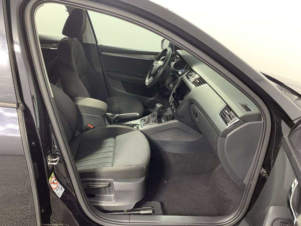 Skoda Octavia с пробегом — 2018 год. Фото: #14