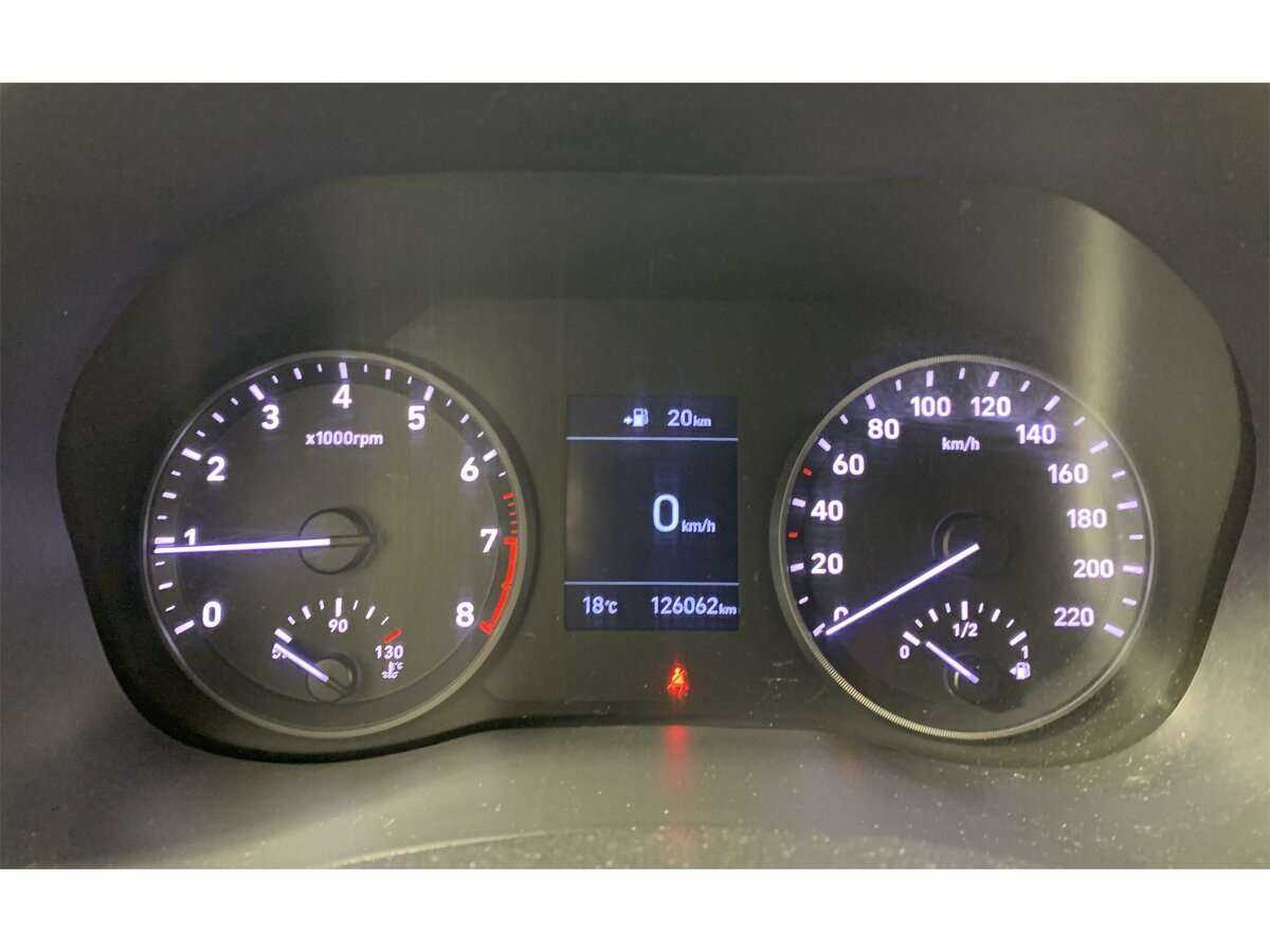 Hyundai Solaris с пробегом — 2019 год. Фото: #9