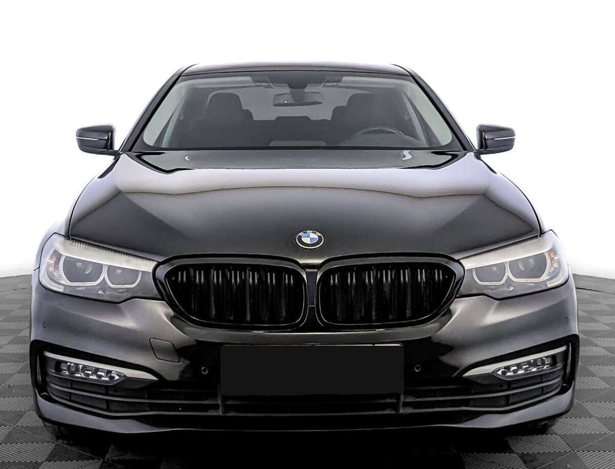 BMW 5 серии с пробегом — 2018 год. Фото: #1