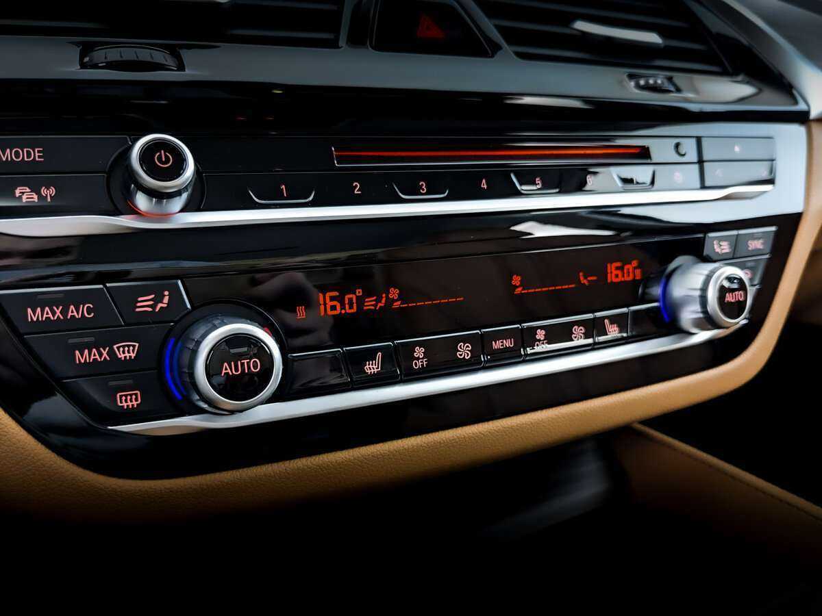 BMW 5 серии с пробегом — 2017 год. Фото: #19