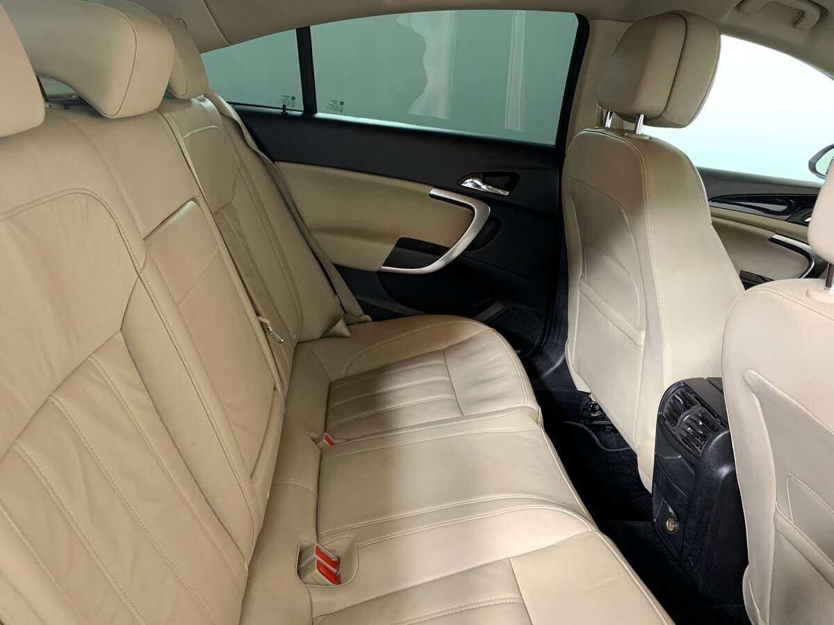 Opel Insignia с пробегом — 2014 год. Фото: #13