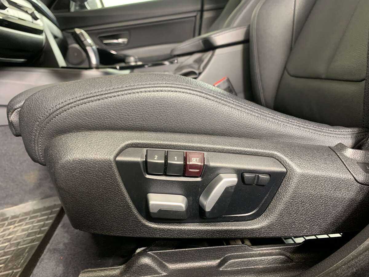 BMW 3 серии с пробегом — 2017 год. Фото: #13