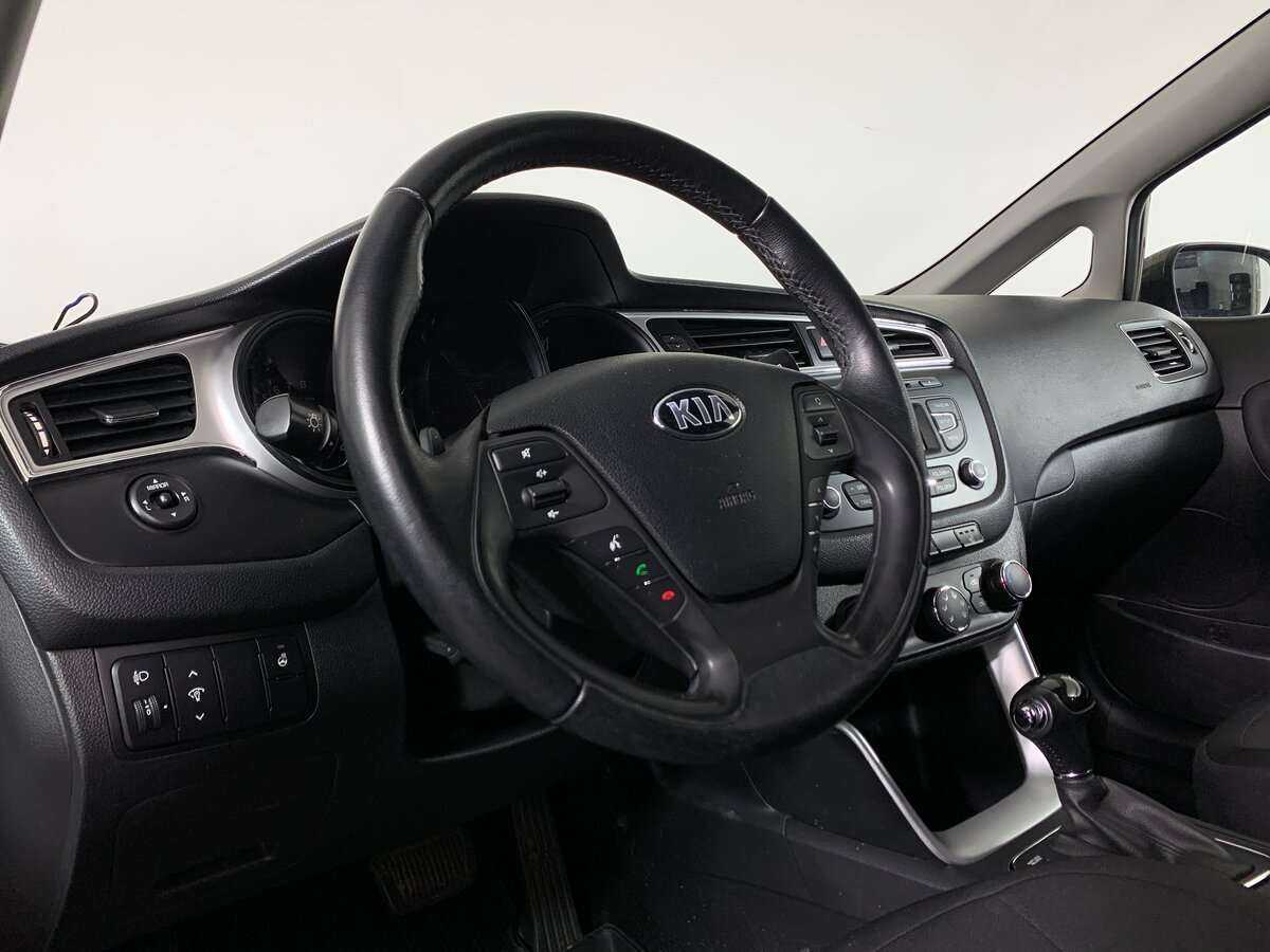 Kia Ceed с пробегом — 2017 год. Фото: #8