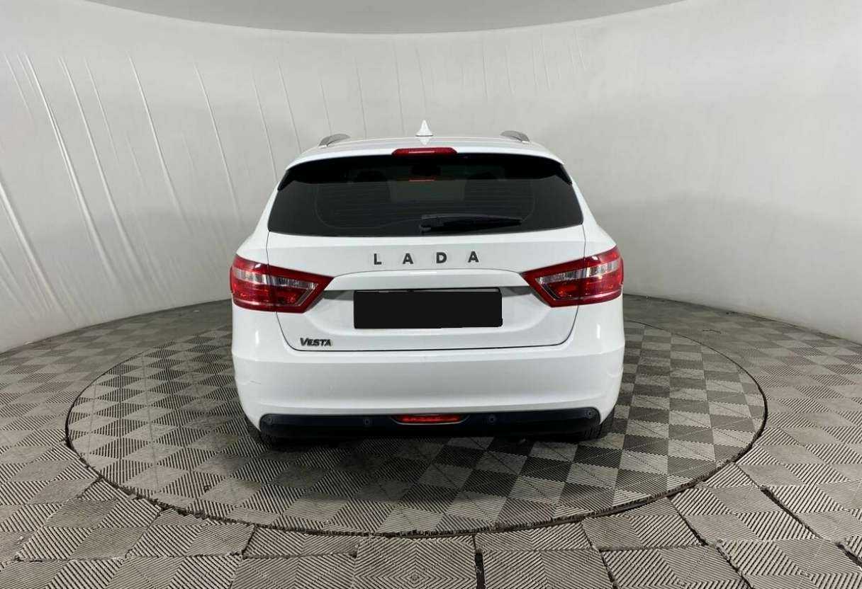 Lada (ВАЗ) Vesta с пробегом — 2021 год. Фото: #5