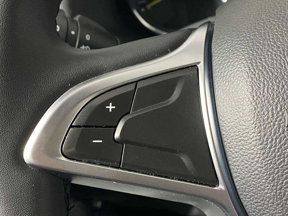 Renault Sandero с пробегом — 2021 год. Фото: #14