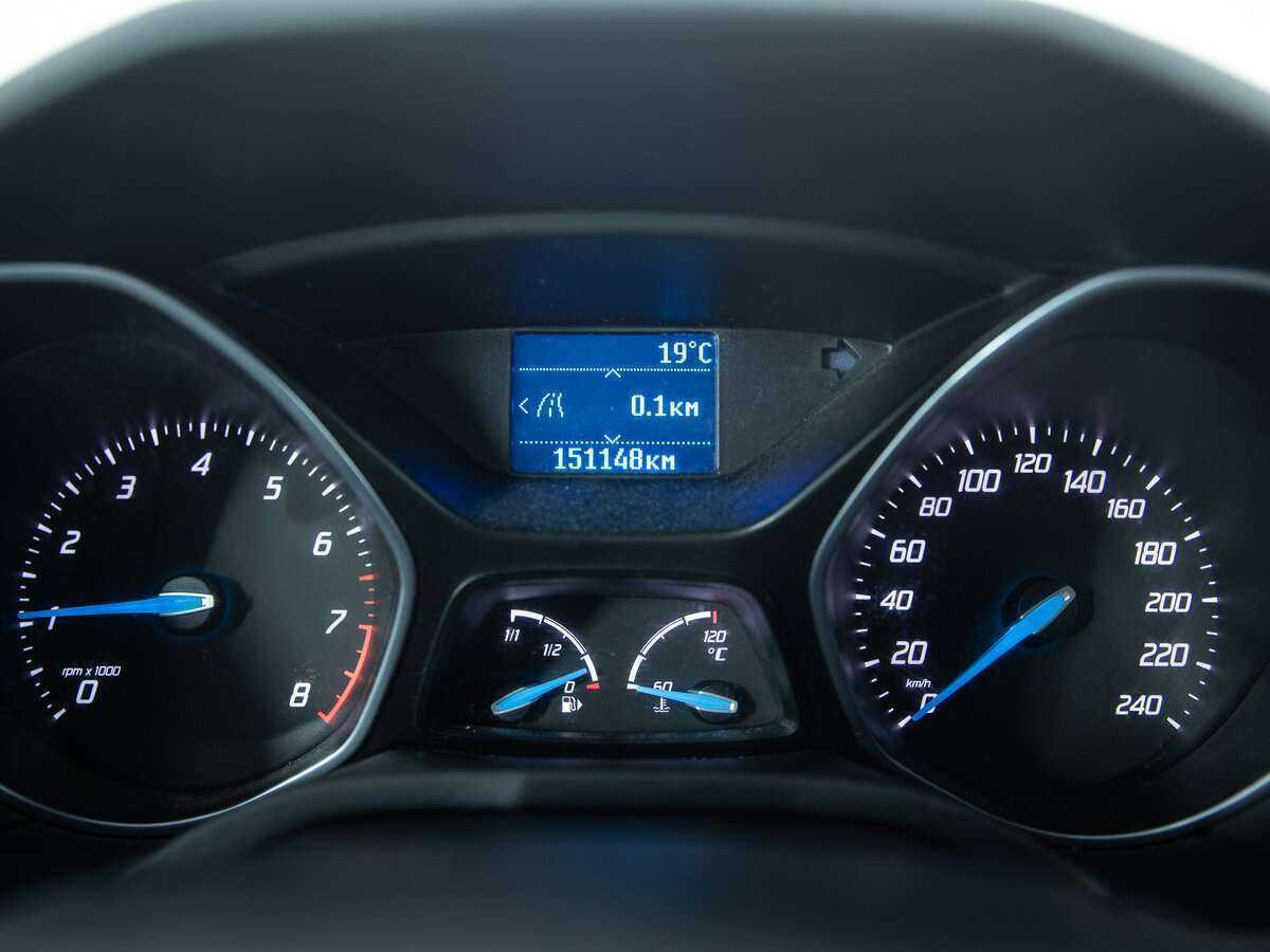 Ford Focus с пробегом — 2012 год. Фото: #8