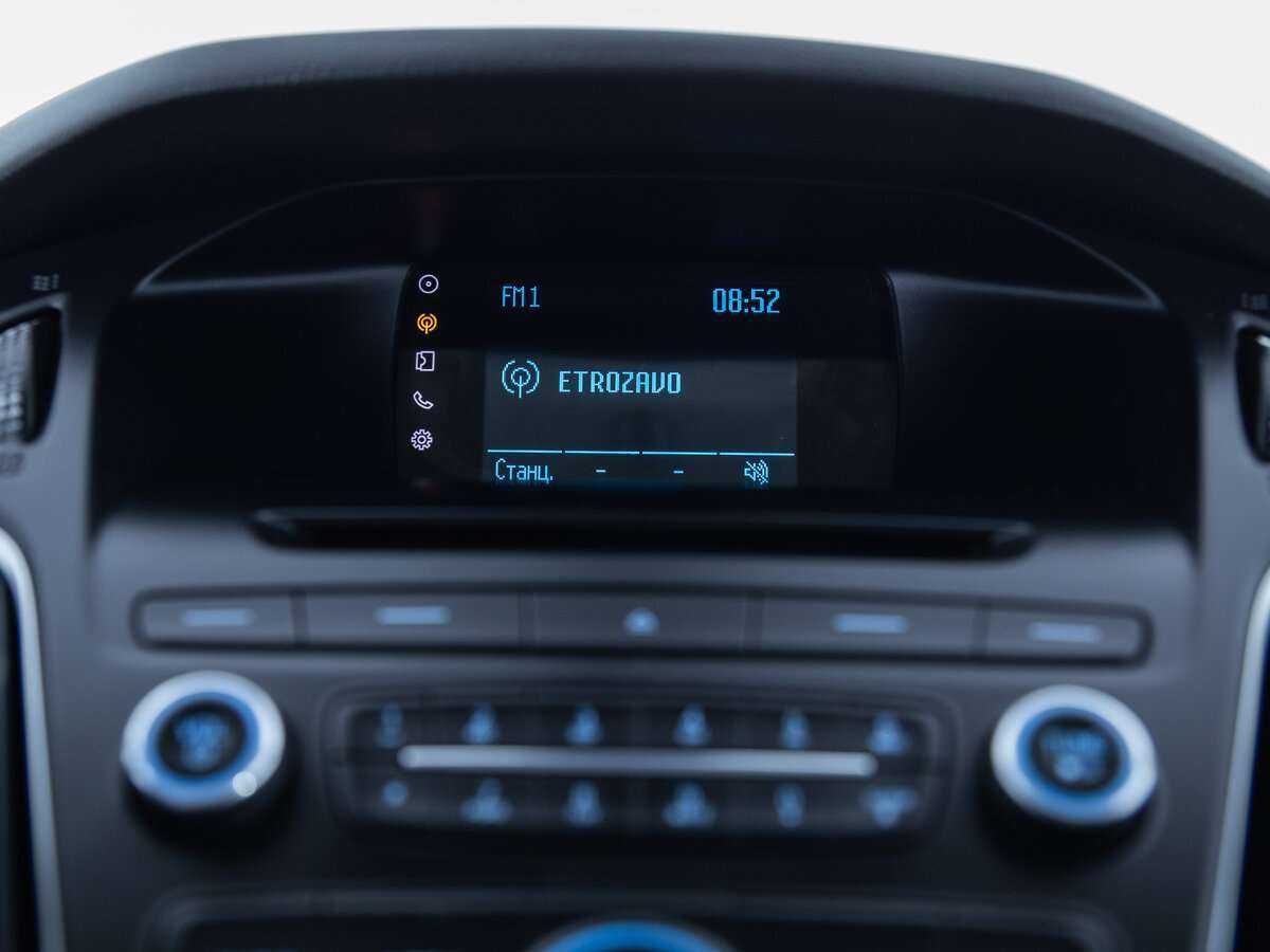 Ford Focus с пробегом — 2015 год. Фото: #14