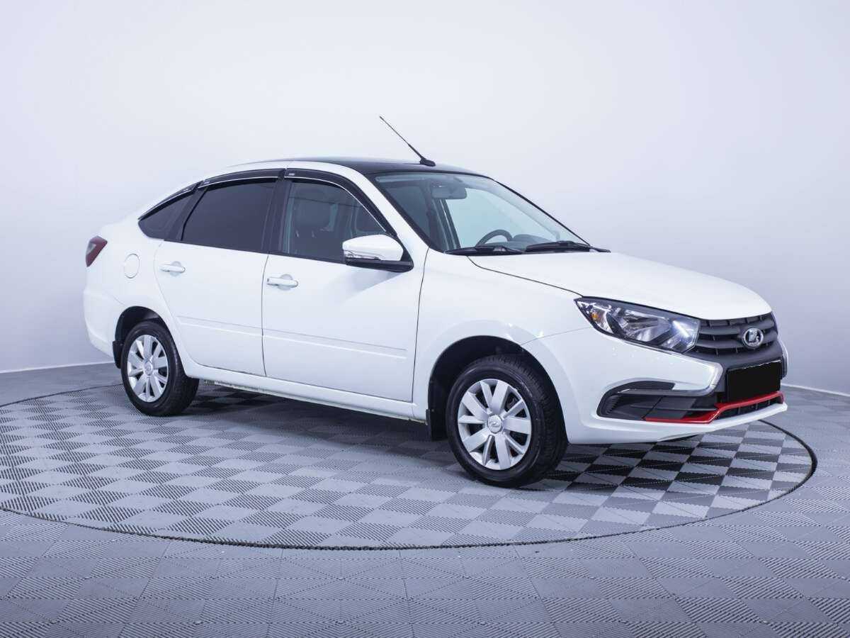 Lada (ВАЗ) Granta с пробегом — 2023 год. Фото: #2