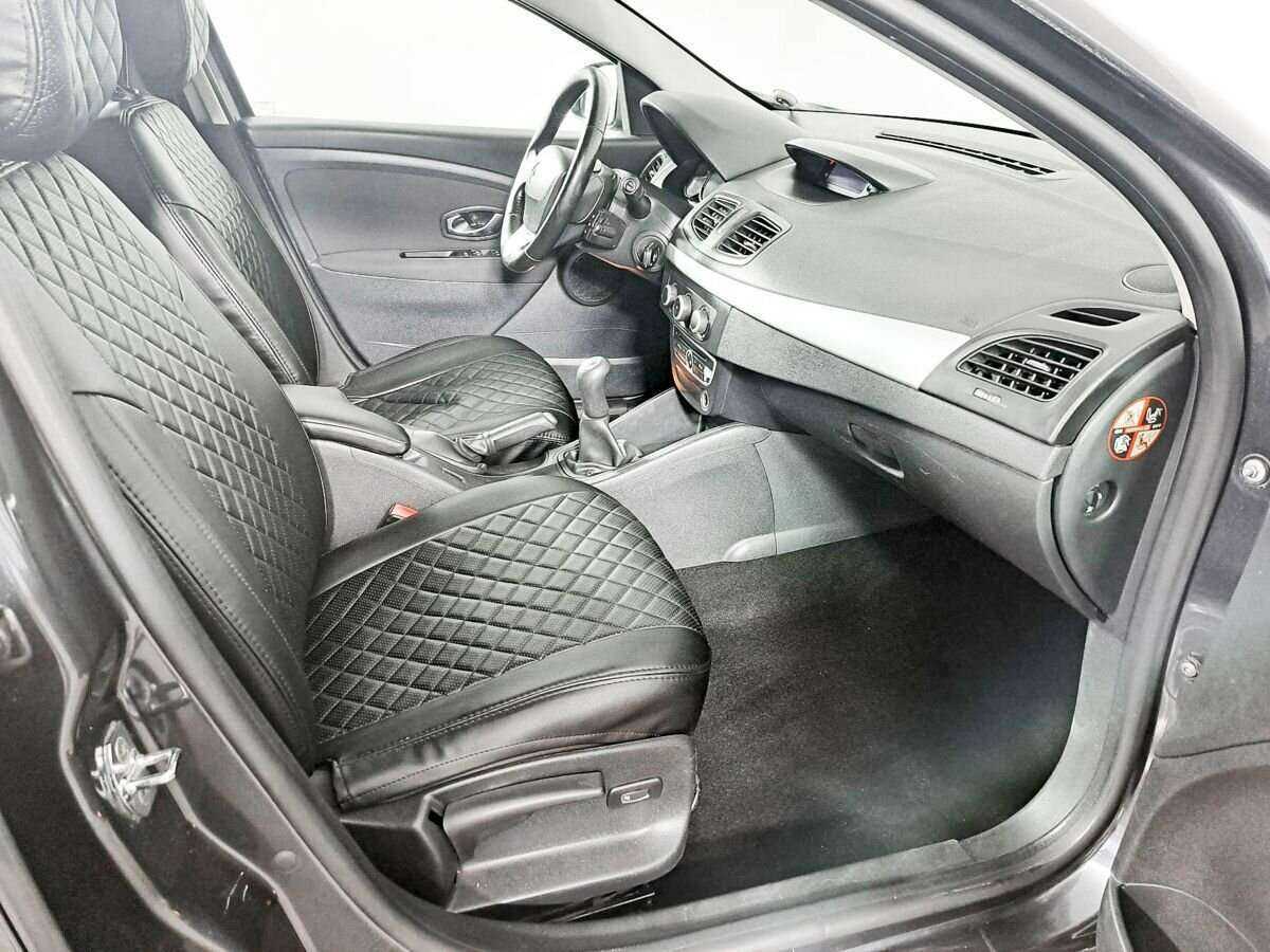 Renault Fluence с пробегом — 2012 год. Фото: #8