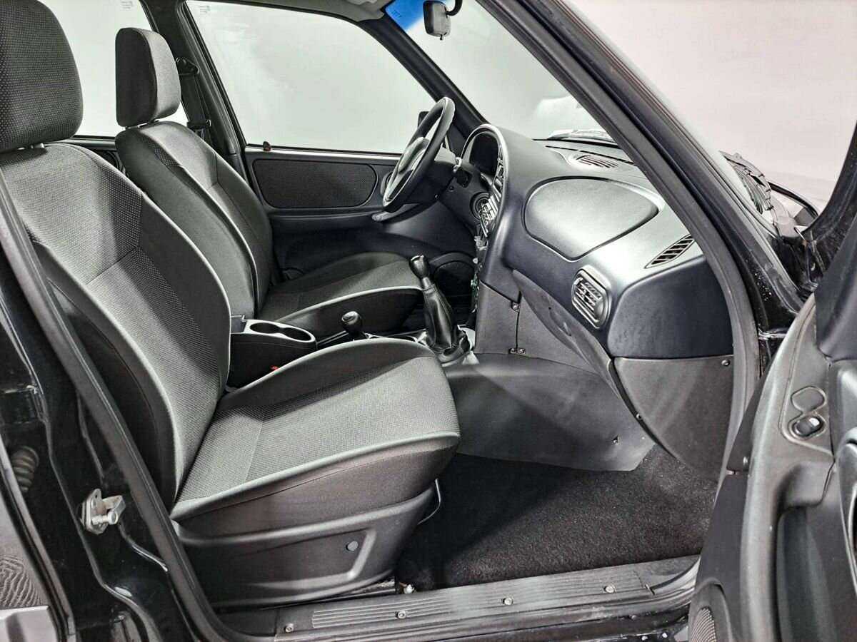 Chevrolet Niva с пробегом — 2018 год. Фото: #8