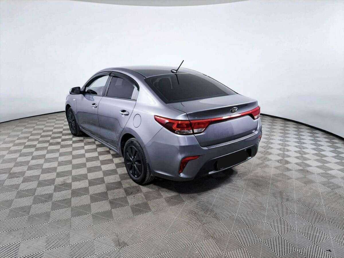 Kia Rio с пробегом — 2017 год. Фото: #6